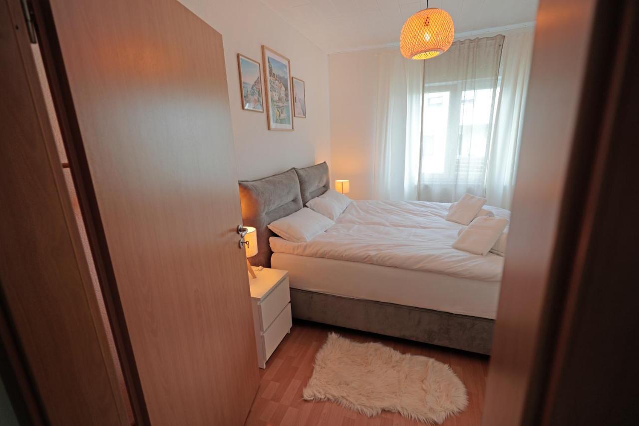 Goldhouse - Sauna, Whirlpool, Switch, Darts & Mehr Andernach Eksteriør bilde
