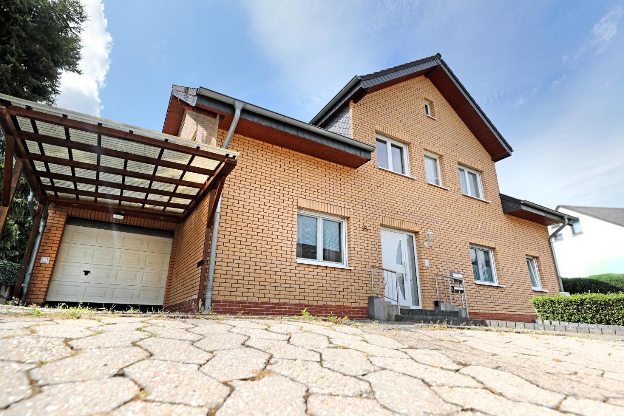 Goldhouse - Sauna, Whirlpool, Switch, Darts & Mehr Andernach Eksteriør bilde