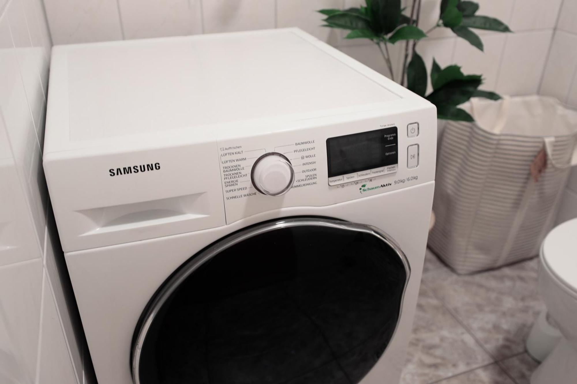 Goldhouse - Sauna, Whirlpool, Switch, Darts & Mehr Andernach Eksteriør bilde